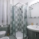 Emerald - Prestigious 5 Minutes By Car From Old Town Apartman *