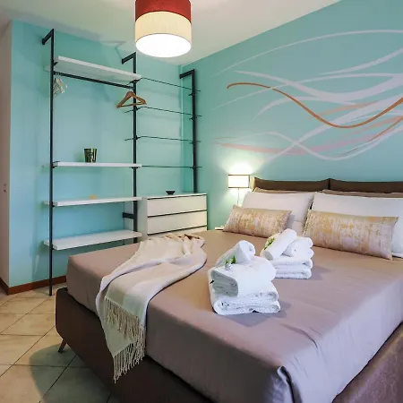 Daire Emerald - Prestigious 5 Minutes By Car From Old Town Bolonya