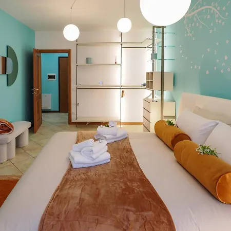 Emerald - Prestigious 5 Minutes By Car From Old Town