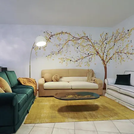 Emerald - Prestigious 5 Minutes By Car From Old Town Apartment