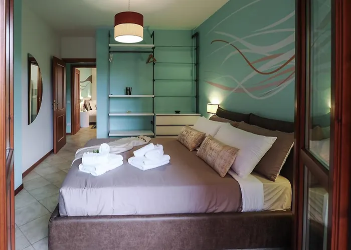 Emerald - Prestigious 5 Minutes By Car From Old Town Lägenhet Bologna