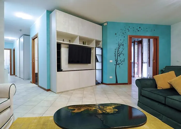 דירה Emerald - Prestigious 5 Minutes By Car From Old Town