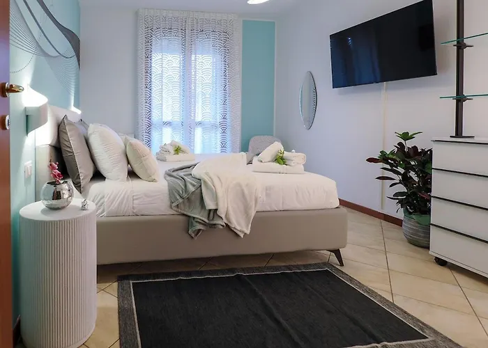 Emerald - Prestigious 5 Minutes By Car From Old Town