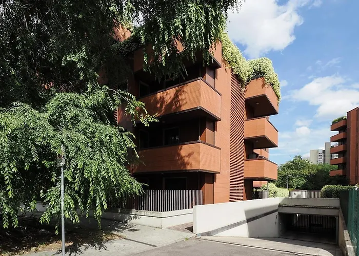 Emerald - Prestigious 5 Minutes By Car From Old Town * בולוניה