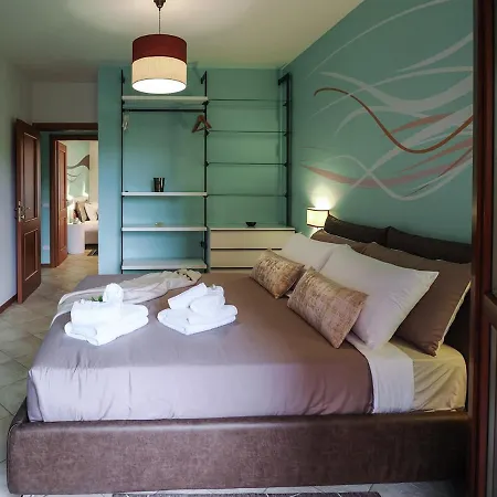 Emerald - Prestigious 5 Minutes By Car From Old Town Tatil Evi Bolonya